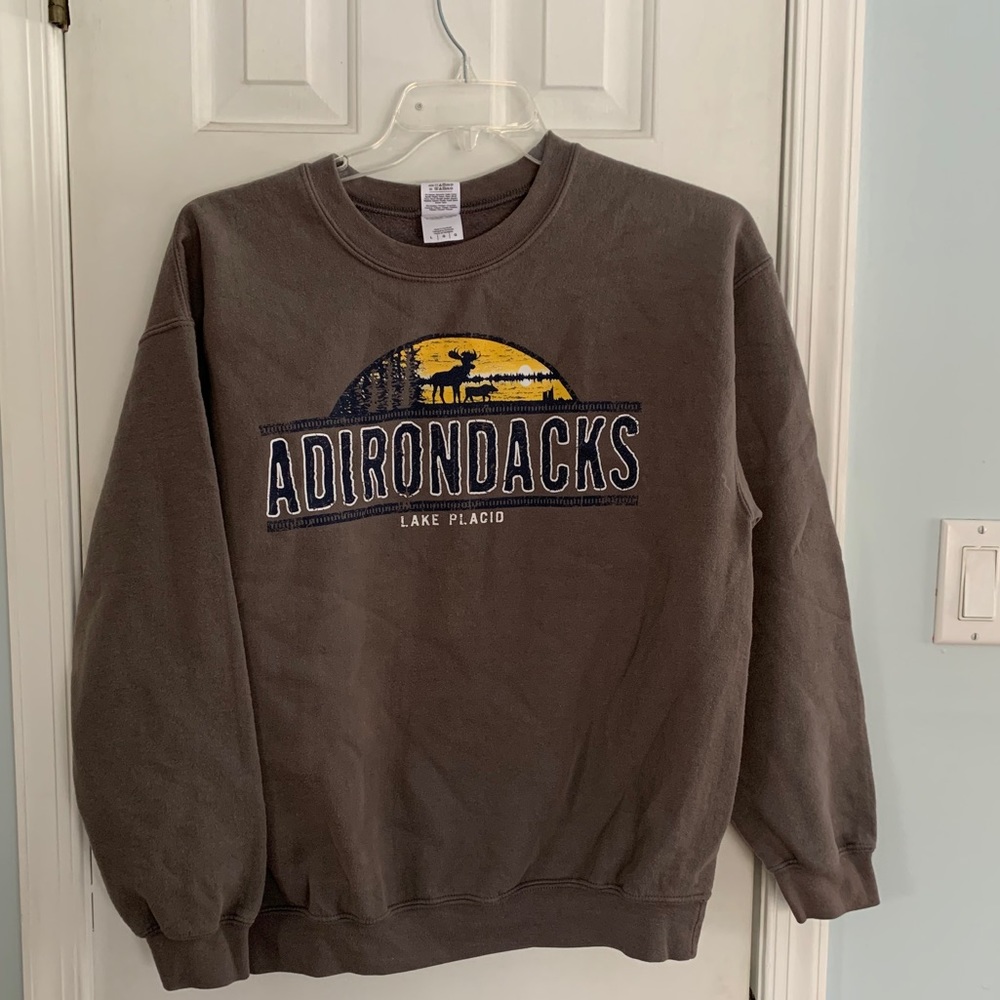 Adirondacks Crewneck